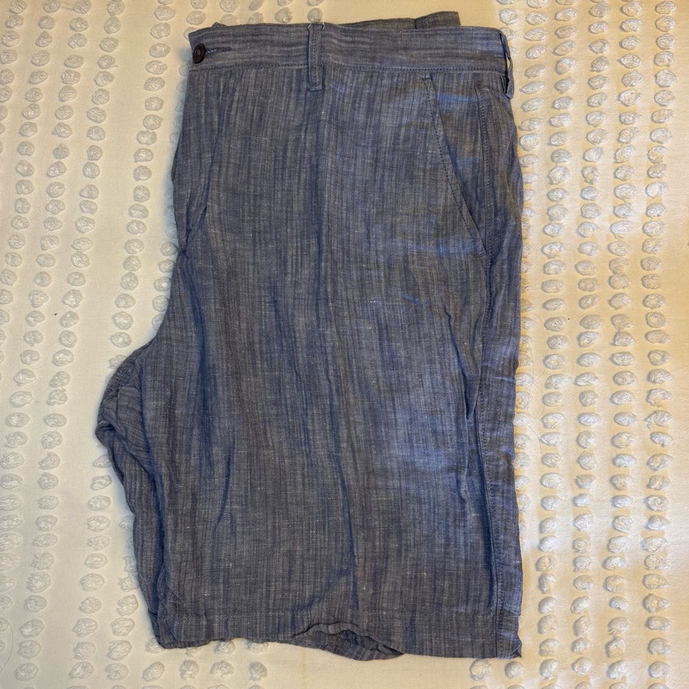 Bloomingdale’s Men’s Store Blue Linen Shorts